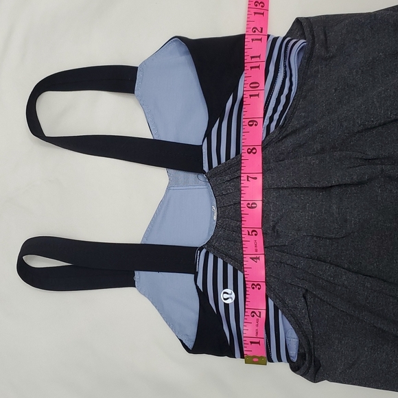 Lululemon Run Back on Track size 4 black and polar haze - Picture 8 of 9